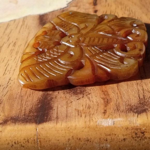 Jade Handcarved Very Vintage Set Two Butterfly/Moth Asian - Picture 7 of 9